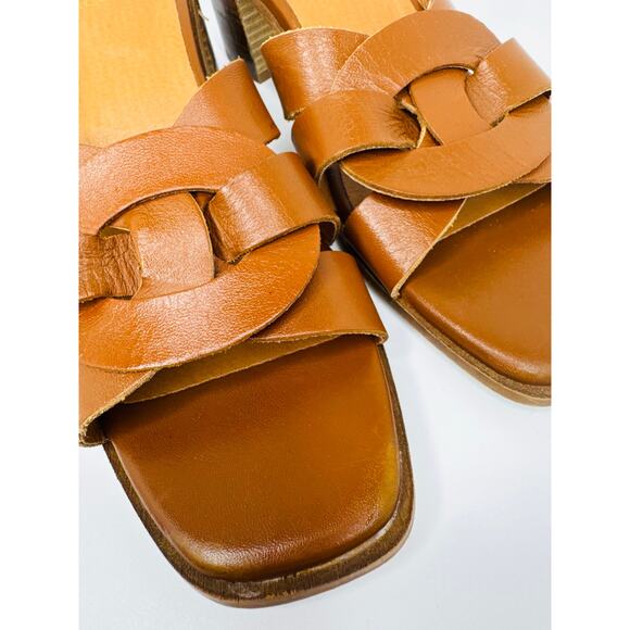 Bruno Magli Retro Classic Leather in Rich Cognac  Block Heel Slide Sandals 40 - Picture 6 of 9